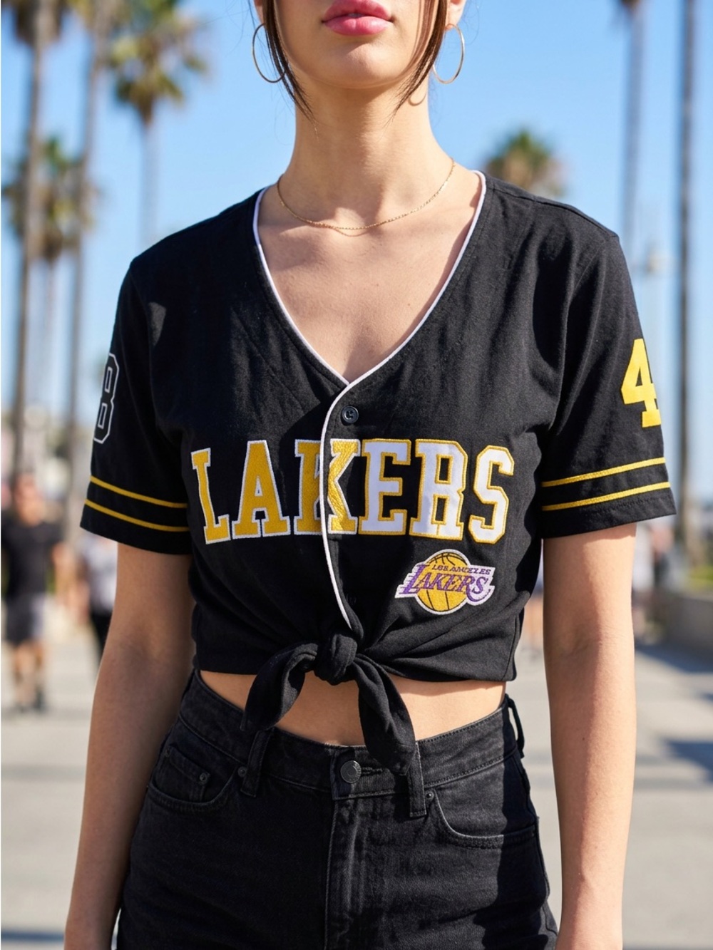 NBA Women’s Medium Black & Yellow Lakers Cropped Tie-Front Jersey Top Casual